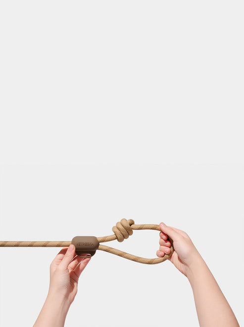 VETRESKA Connect Hands-Free Rope Leash for Pets (Coffee)